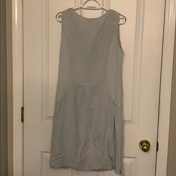 Ladies linen dress - Picture 2 of 5